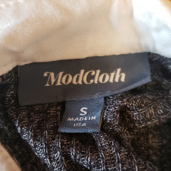 💥LAST CHANCE💥Modcloth Elegant Black Dress with White Collar - Picture 2 of 4